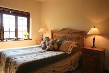 Algonquin By Tremblant Sunstar Apartment Mont-Tremblant Bagian luar foto