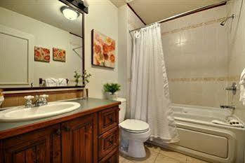 Algonquin By Tremblant Sunstar Apartment Mont-Tremblant Bagian luar foto